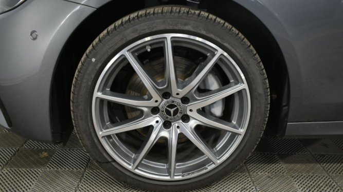E 200 4MATIC